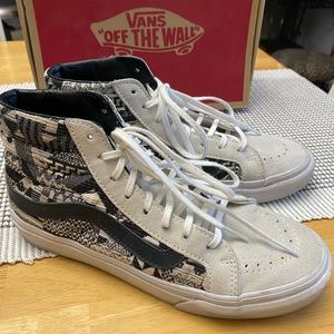 Womens Vans size 6